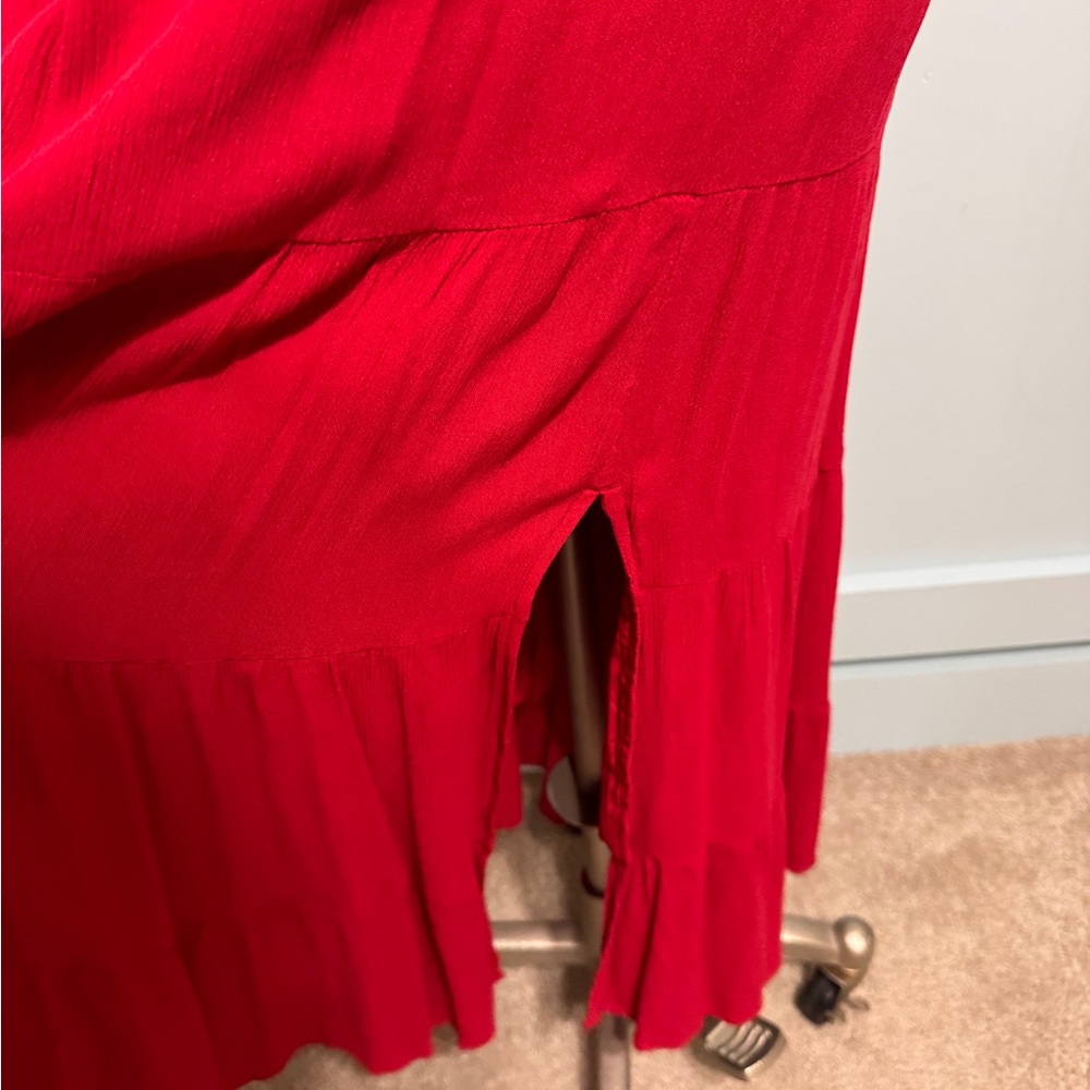 Hollister Strapless Red Dress - Picture 4 of 9